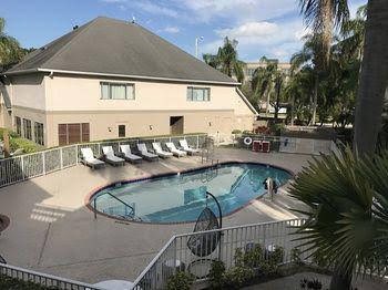 Doral Inn & Suites Miami Airport West 